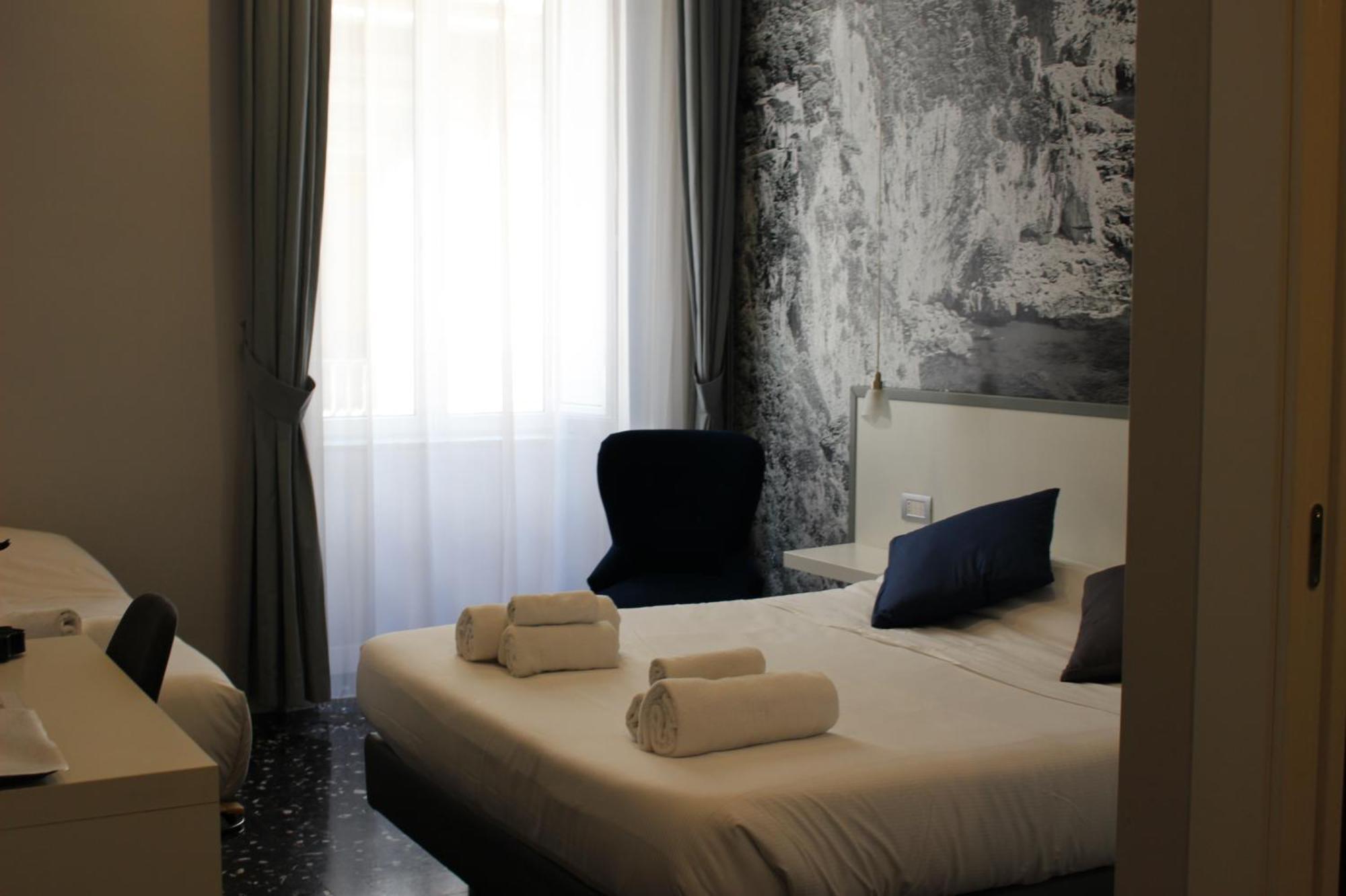 Beverello Rooms Napoli Exterior foto